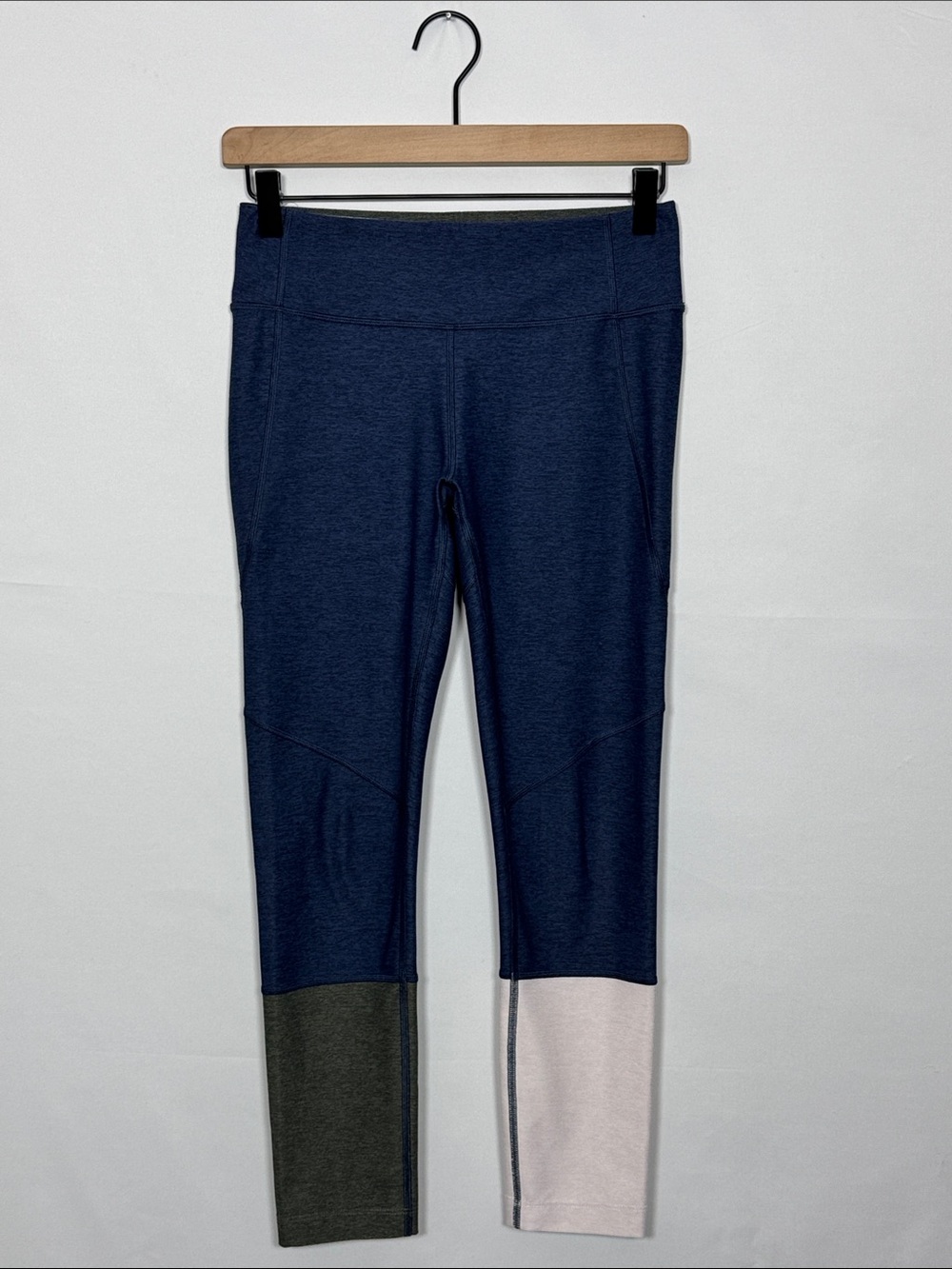 WAP126 {Outdoor Voices} Navy Blue White Gray Spacedye Color Block Leggings Pants